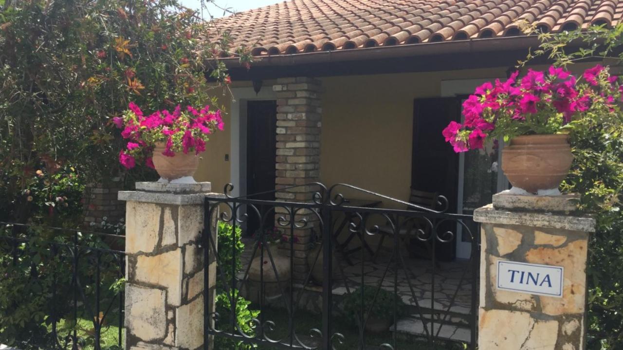 אצ'ארבי Villa Tina Country Beach Apartments מראה חיצוני תמונה