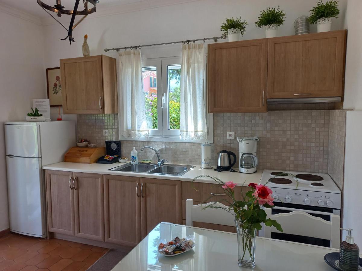 אצ'ארבי Villa Tina Country Beach Apartments מראה חיצוני תמונה