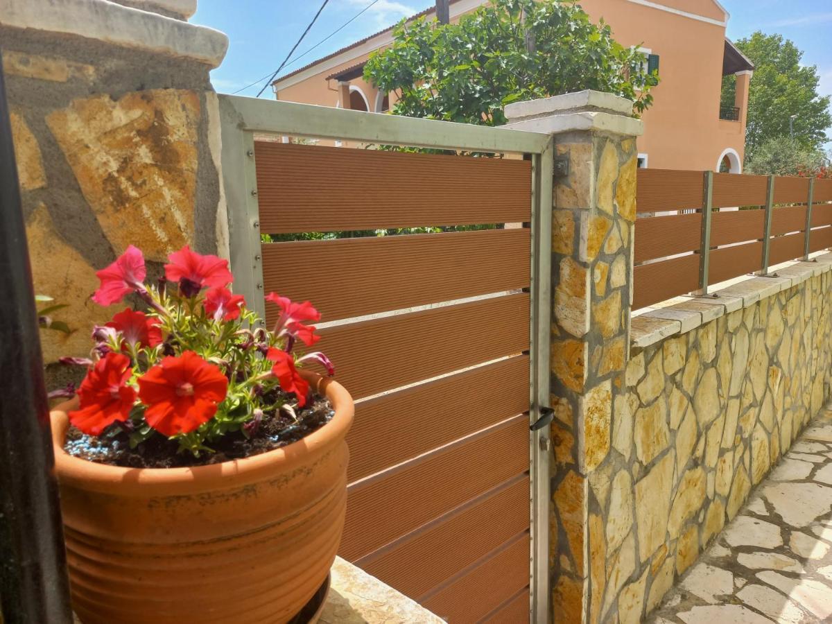 אצ'ארבי Villa Tina Country Beach Apartments חדר תמונה