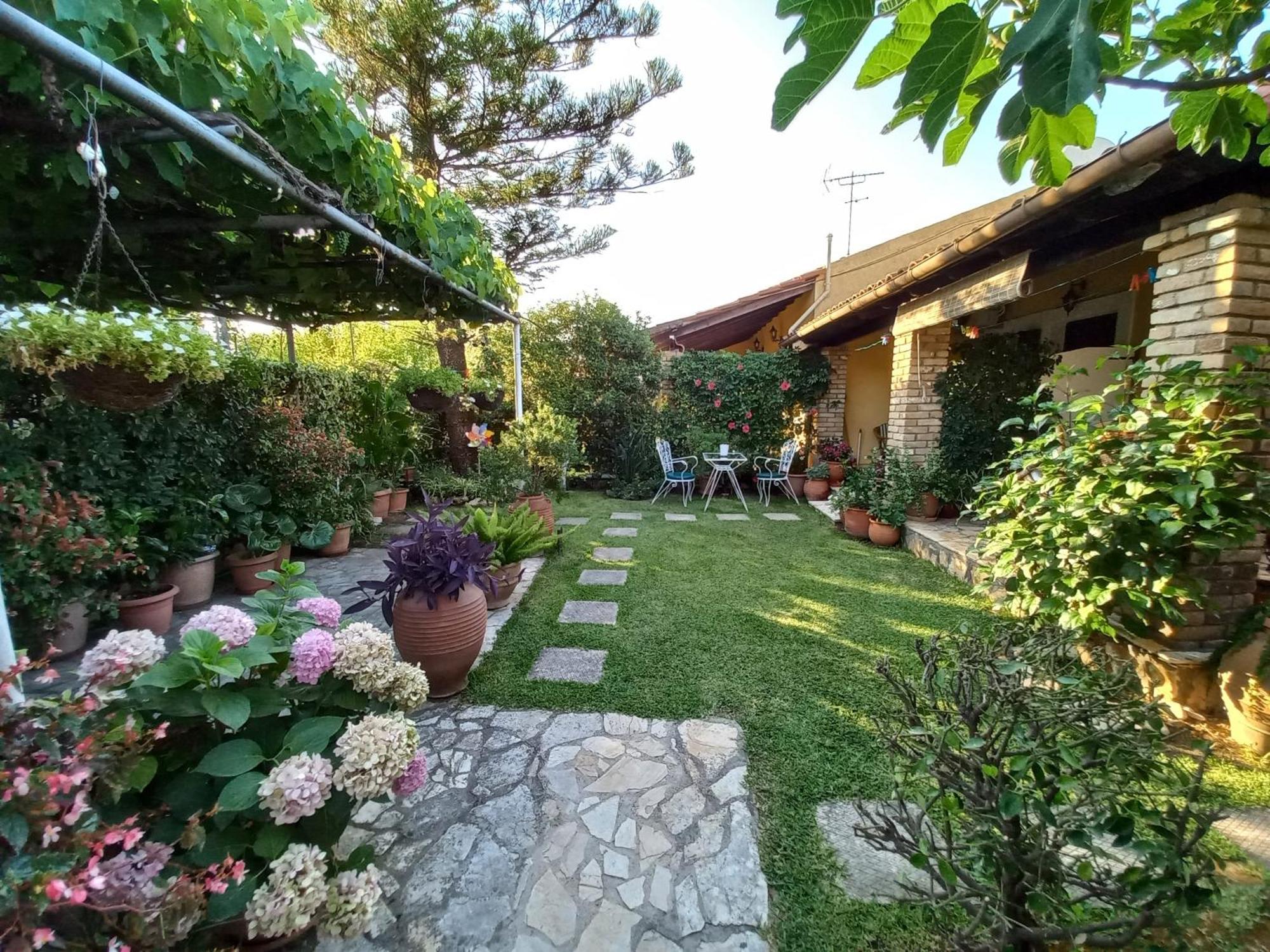 אצ'ארבי Villa Tina Country Beach Apartments חדר תמונה