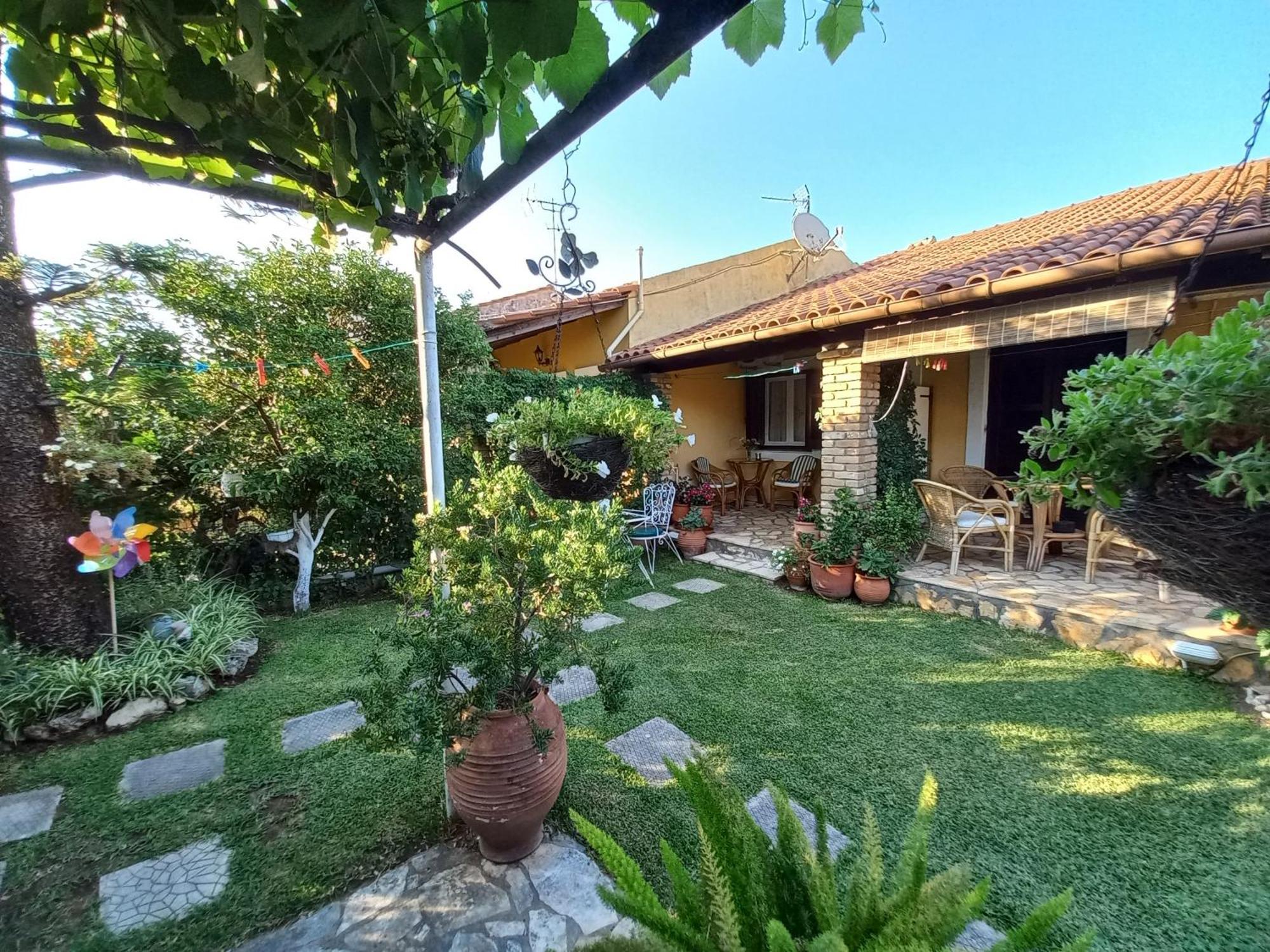 אצ'ארבי Villa Tina Country Beach Apartments חדר תמונה