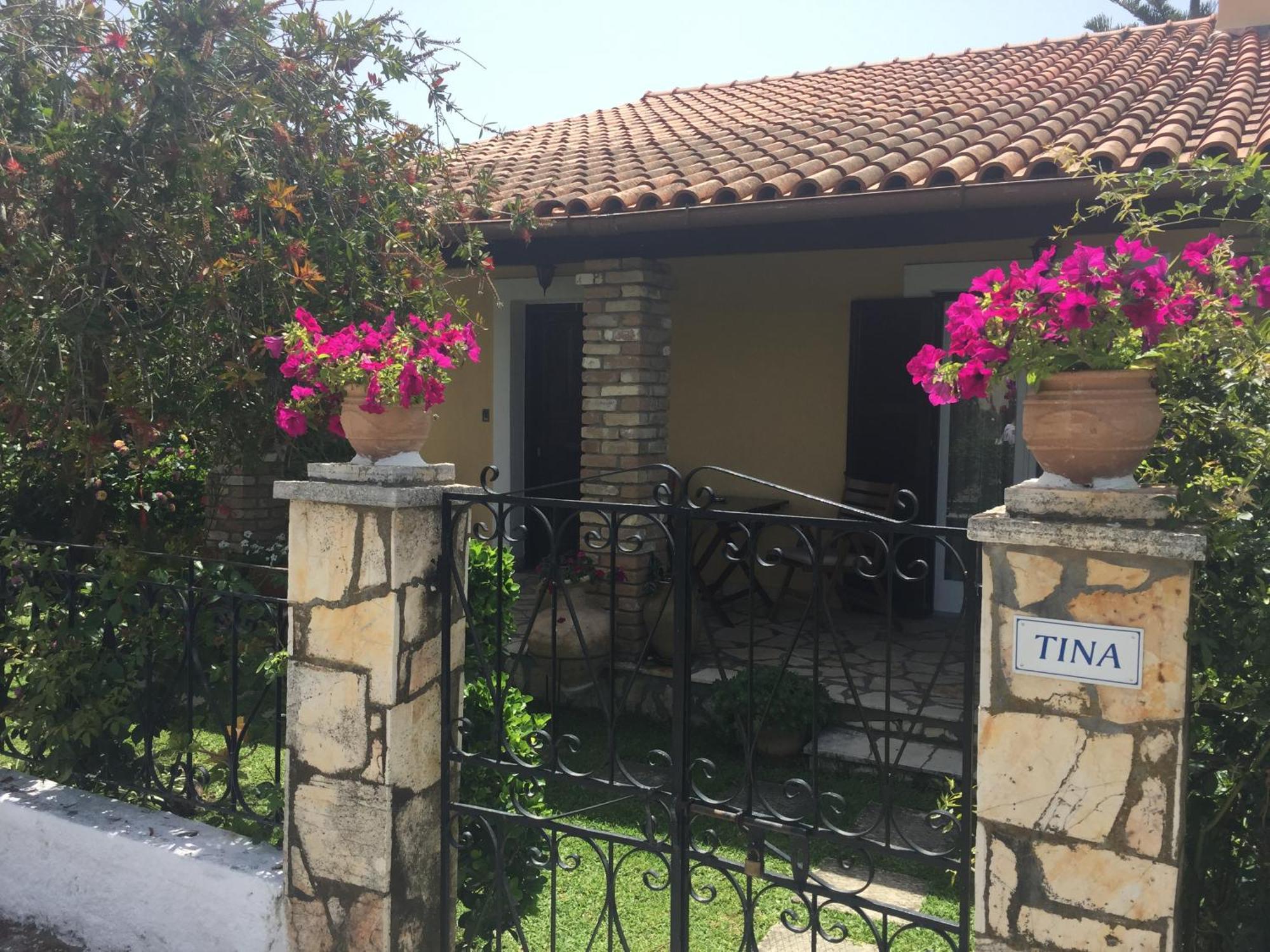 אצ'ארבי Villa Tina Country Beach Apartments חדר תמונה